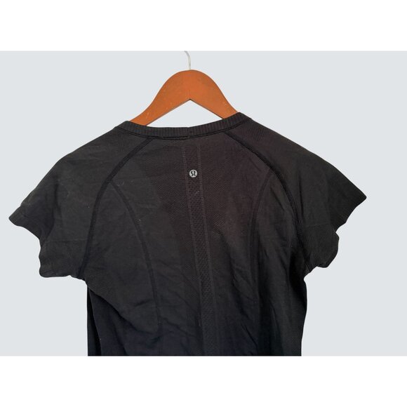 Lululemon Swiftly Tech Short-Sleeve Shirt 2.0 in Black Size 10 - Picture 3 of 9